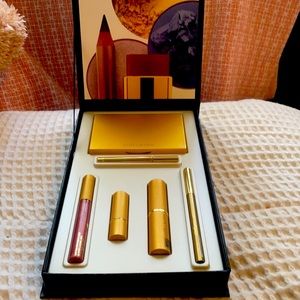 Ester Lauder makeup set  New